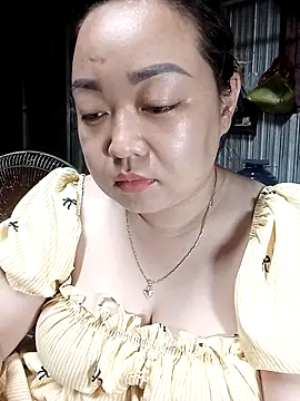 VyOanh2K online show from October 18, 2025, 12:50 pm