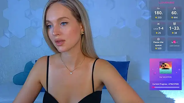 Snapshot of Lynna_Sparks chatting on July 20, 2026, 4:16 am Lynna Sparks online show from July 20, 2026, 4:16 am