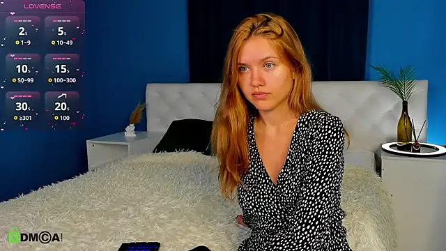 Snapshot of Eva__Lewis chatting on September 28, 2025, 12:05 am Eva  Lewis online show from September 28, 2025, 12:05 am
