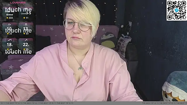 Snapshot of CuteHanna chatting on May 27, 2026, 7:11 pm CuteHanna online show from May 27, 2026, 7:11 pm