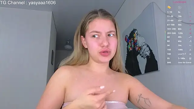 Snapshot of Yassyaaa chatting on April 14, 2026, 7:53 pm Yassyaaa online show from April 14, 2026, 7:53 pm