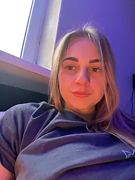 Snapshot of GraceTorrez chatting on December 26, 2024, 12:27 pm GraceTorrez online show from December 26, 2024, 12:27 pm