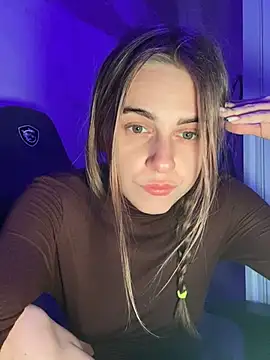Snapshot of GraceTorrez chatting on February 4, 2025, 4:29 pm GraceTorrez online show from February 4, 2025, 4:29 pm