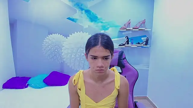 DEMI LEED online show from November 8, 2025, 12:38 pm