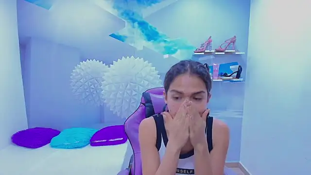 DEMI LEED online show from November 12, 2025, 12:05 pm