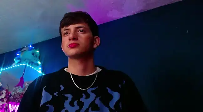 GabyThoms online show from December 7, 2024, 5:59 am