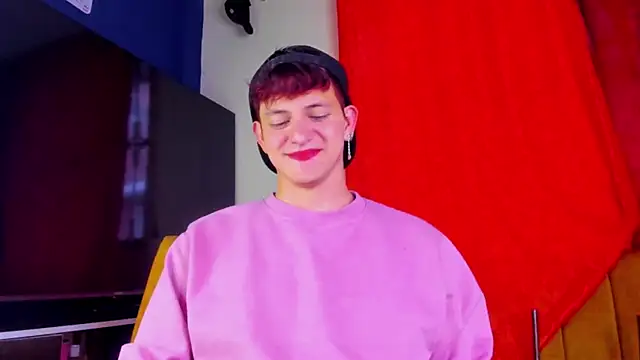 Snapshot of GabyThoms chatting on December 20, 2025, 10:28 pm GabyThoms online show from December 20, 2025, 10:28 pm