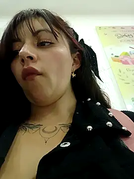 Isabella Delight  online show from March 6, 2025, 12:10 am