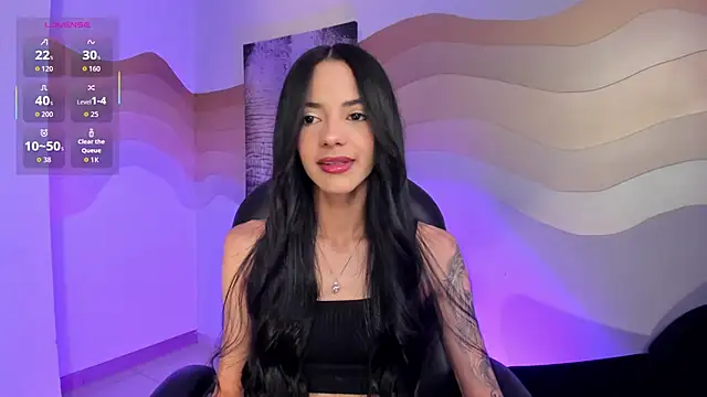 HannahJamesX online show from June 13, 2026, 7:45 pm