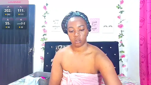 Snapshot of CiaraEbony chatting on March 19, 2026, 12:58 am CiaraEbony online show from March 19, 2026, 12:58 am