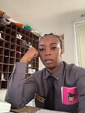 CiaraEbony online show from May 5, 2026, 11:29 am