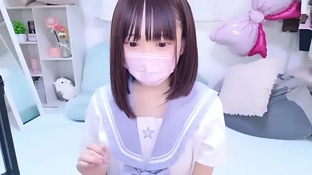 Snapshot of x-naru-x chatting on April 21, 2026, 2:51 am x-naru-x online show from April 21, 2026, 2:51 am