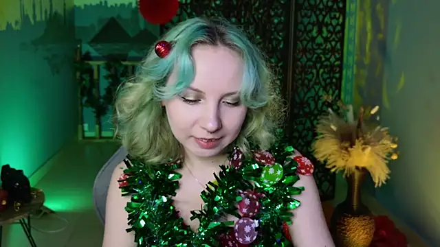 JasmineMilko online show from December 18, 2024, 5:04 am