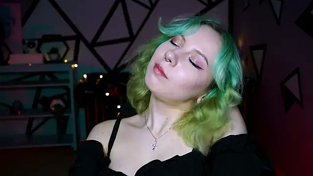 JasmineMilko online show from December 20, 2024, 8:06 am