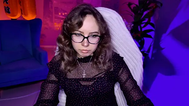 JasmineMilko online show from June 11, 2026, 5:05 am