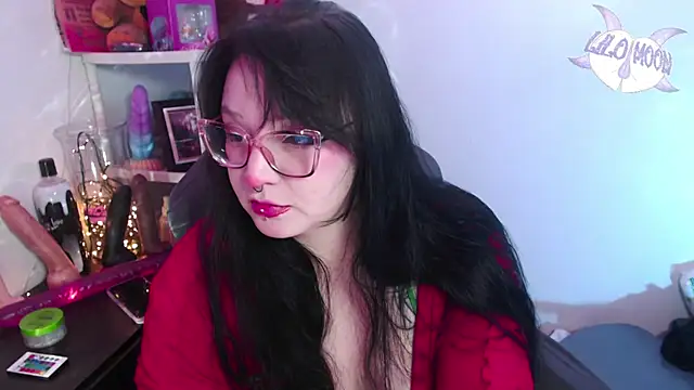 LiloMoon69 online show from December 28, 2024, 3:26 am