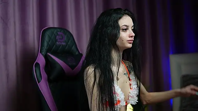 RachelRave online show from January 31, 2025, 8:33 pm