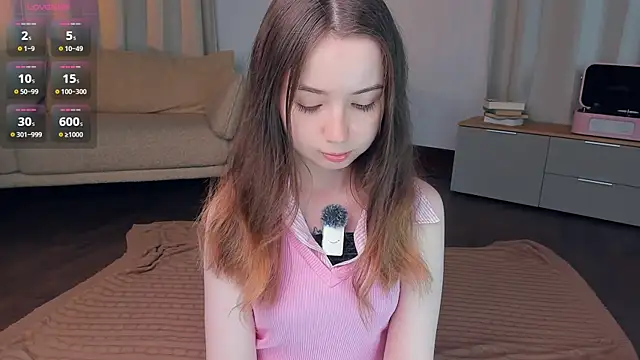DominikaElis online show from May 9, 2026, 7:08 pm