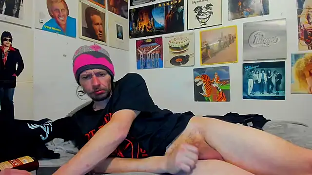 cloudyystar666 online show from February 6, 2026, 12:19 pm