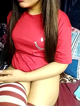 sexylaya2 online show from April 26, 2026, 2:09 am