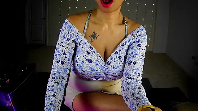 roma indobong temptress online show from February 19, 2026, 7:10 pm