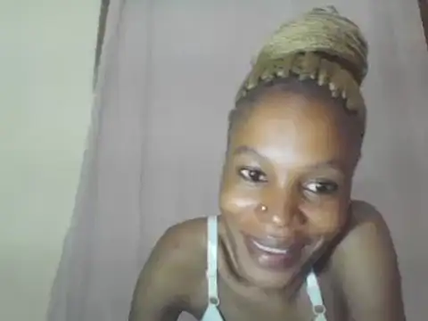 Sweetpetite254 online show from February 9, 2025, 1:00 am