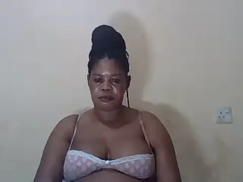 ANALQUEEN4 online show from February 18, 2025, 6:15 pm