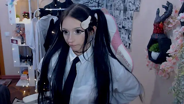 Snapshot of hikmurr chatting on December 7, 2024, 8:16 pm hikmurr online show from December 7, 2024, 8:16 pm