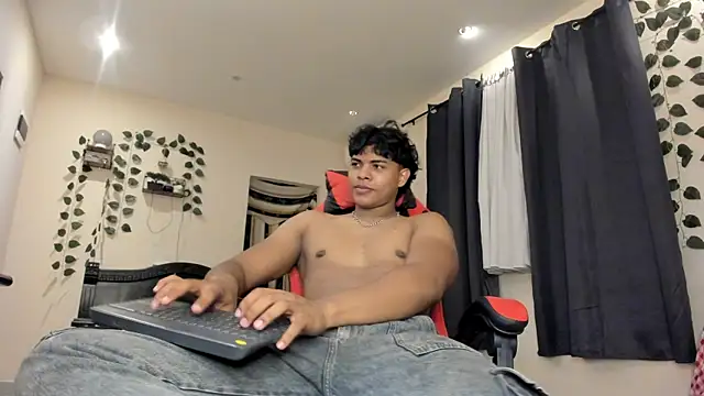 Snapshot of johan_beley_ chatting on September 20, 2025, 10:55 pm johan beley  online show from September 20, 2025, 10:55 pm