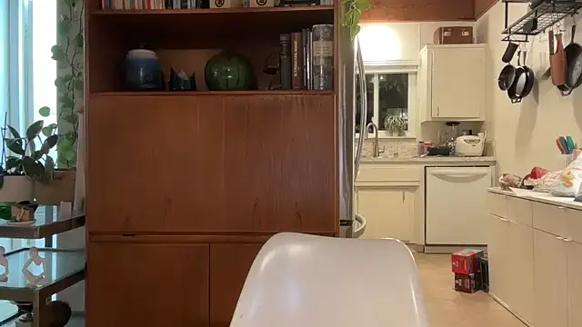 costanza7070 online show from March 26, 2026, 5:35 am