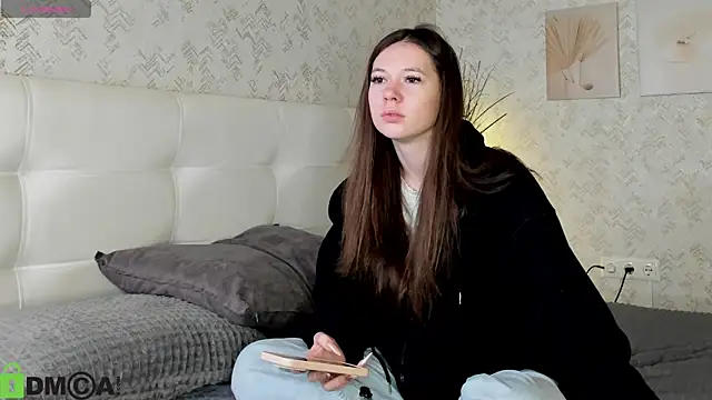 Snapshot of Nicole_Charm chatting on September 22, 2025, 8:00 pm Nicole Charm online show from September 22, 2025, 8:00 pm