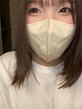 Snapshot of mari_tan_ch chatting on November 21, 2025, 12:43 am mari tan ch online show from November 21, 2025, 12:43 am