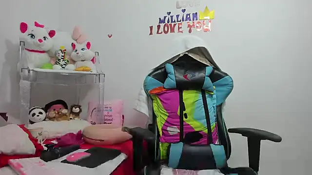 Snapshot of GatitaSexy_Hotwet4u chatting on December 14, 2024, 9:24 pm GatitaSexy Hotwet4u online show from December 14, 2024, 9:24 pm