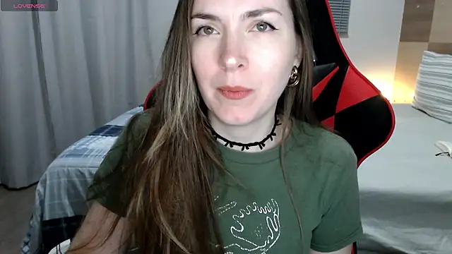 Snapshot of Naughty_Annn chatting on May 17, 2026, 2:53 am Naughty Annn online show from May 17, 2026, 2:53 am
