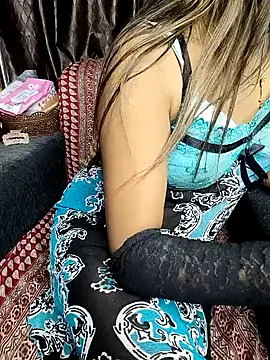 Snapshot of sexy-mohini chatting on January 31, 2025, 9:48 pm sexy-mohini online show from January 31, 2025, 9:48 pm