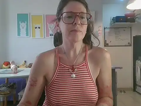 Calentandote online show from October 13, 2025, 8:31 pm