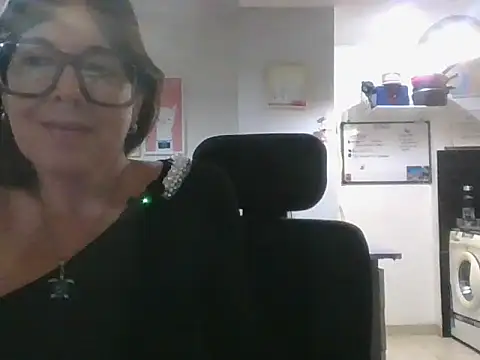 Snapshot of Calentandote chatting on May 8, 2026, 10:53 am Calentandote online show from May 8, 2026, 10:53 am