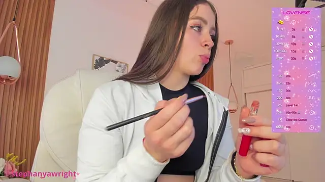 Snapshot of TiffanyWright chatting on December 23, 2024, 5:54 pm TiffanyWright online show from December 23, 2024, 5:54 pm