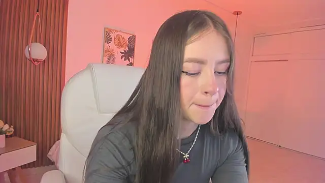 Snapshot of TiffanyWright chatting on September 12, 2025, 1:22 pm TiffanyWright online show from September 12, 2025, 1:22 pm