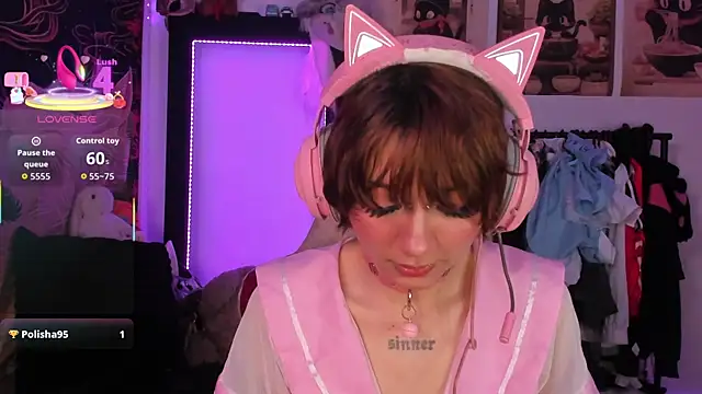 Alicedangerrr online show from April 23, 2026, 6:58 am