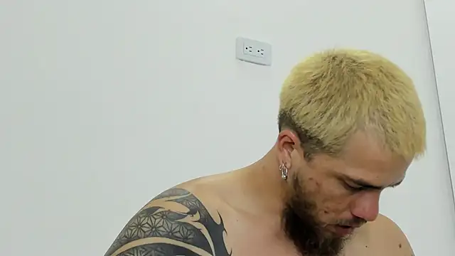 Beard xox online show from June 11, 2026, 2:44 am