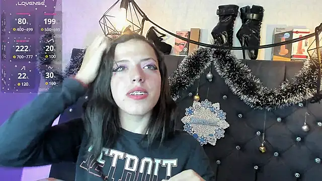 Vannesa gomezz online show from December 12, 2024, 3:21 am