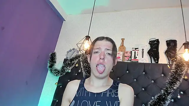 Vannesa gomezz online show from December 23, 2024, 10:01 pm