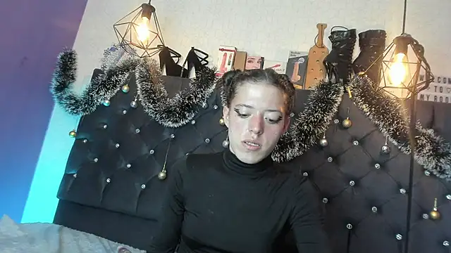 Vannesa gomezz online show from December 27, 2024, 9:54 pm