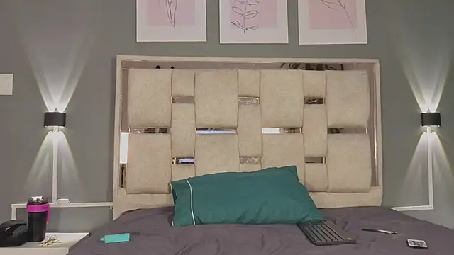 Saraa lov online show from September 12, 2025, 3:06 am