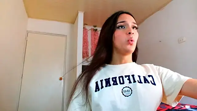 alexaryderr online show from February 22, 2026, 8:51 pm