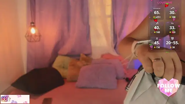 Snapshot of Wild_lilhy chatting on September 22, 2025, 7:38 pm Wild lilhy online show from September 22, 2025, 7:38 pm