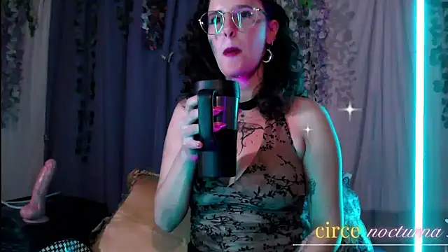 Snapshot of circenocturna chatting on April 13, 2026, 11:43 pm circenocturna online show from April 13, 2026, 11:43 pm