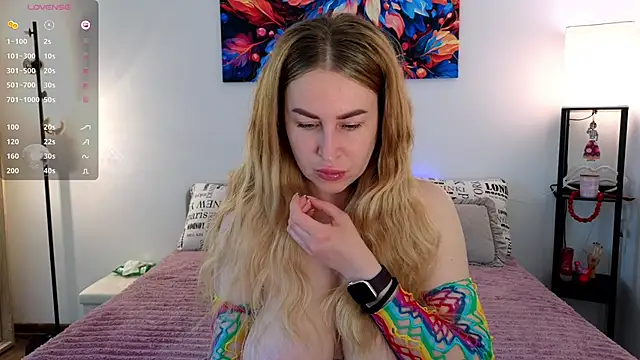 AliceMYs online show from May 11, 2026, 9:04 am