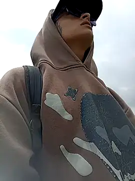 Cuervo maniaco online show from March 25, 2026, 4:57 pm